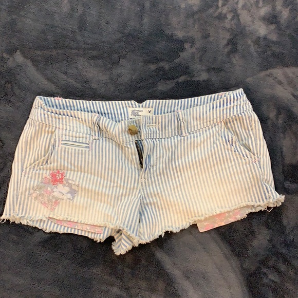 American Eagle Striped Jean Shorts Size 27 - Picture 3 of 6